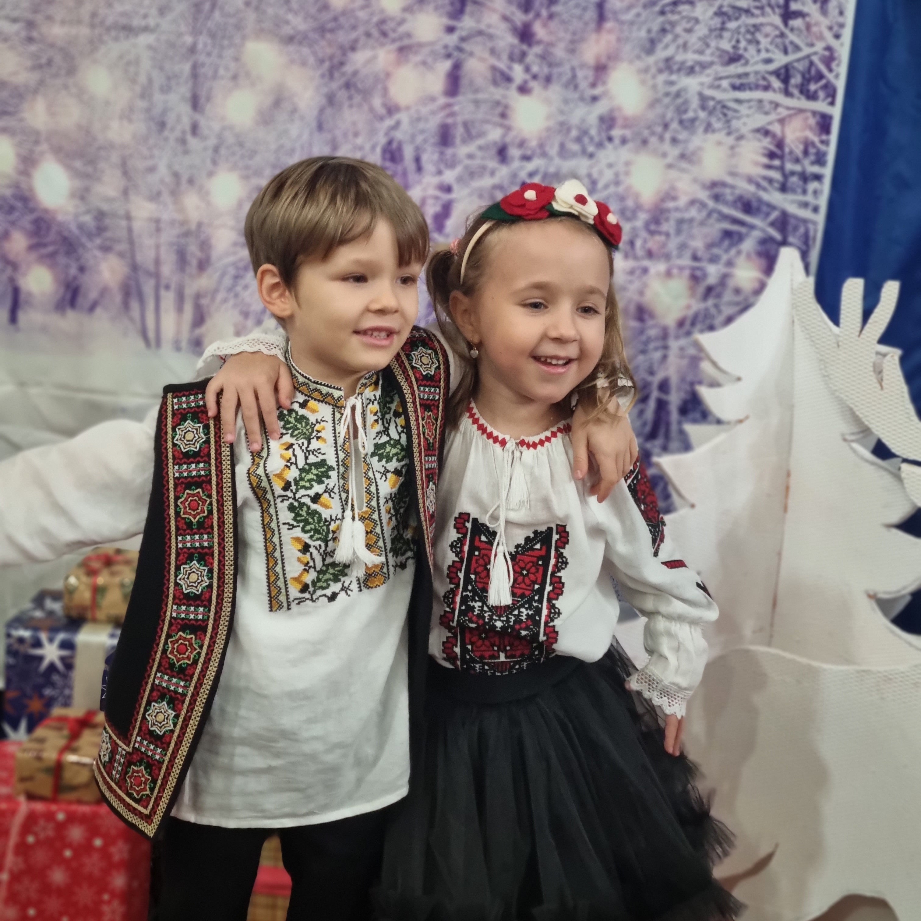 Cordeluta cu flori Alb-rosu