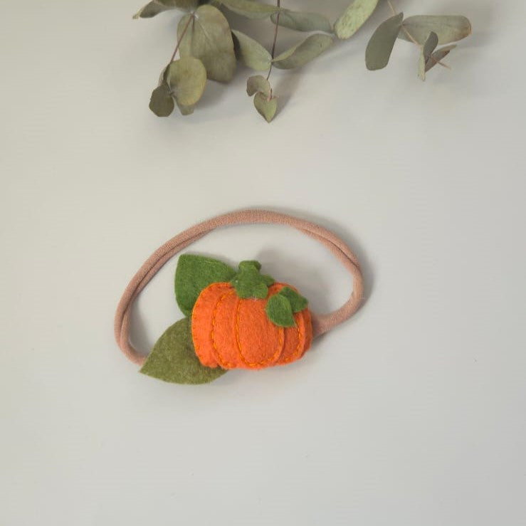 Bentiță elastică handmade cu dovleac din fetru