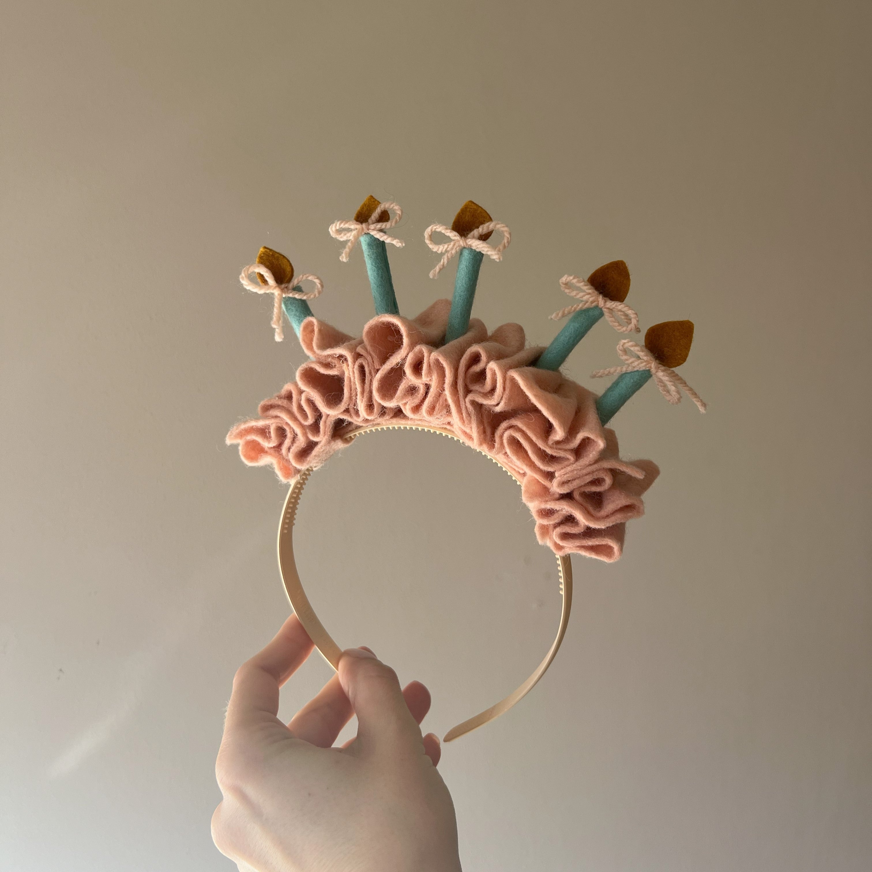 Cordeluta festiva cu lumanari