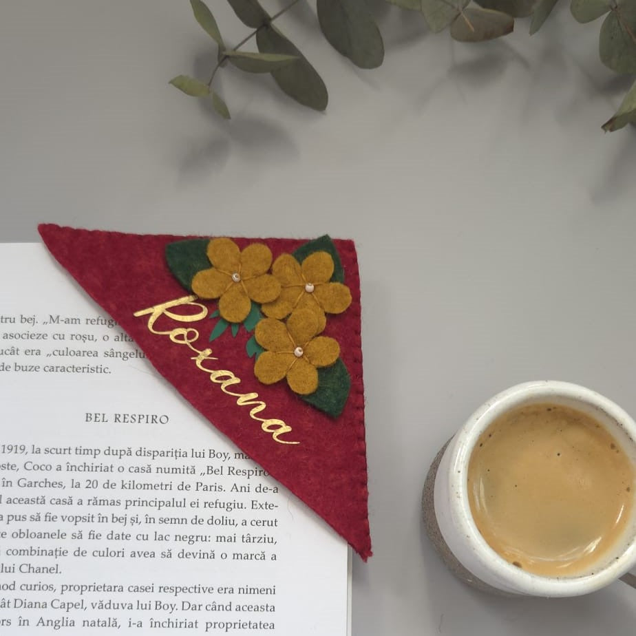 Semn de carte handmade din fetru-personalizat cu nume