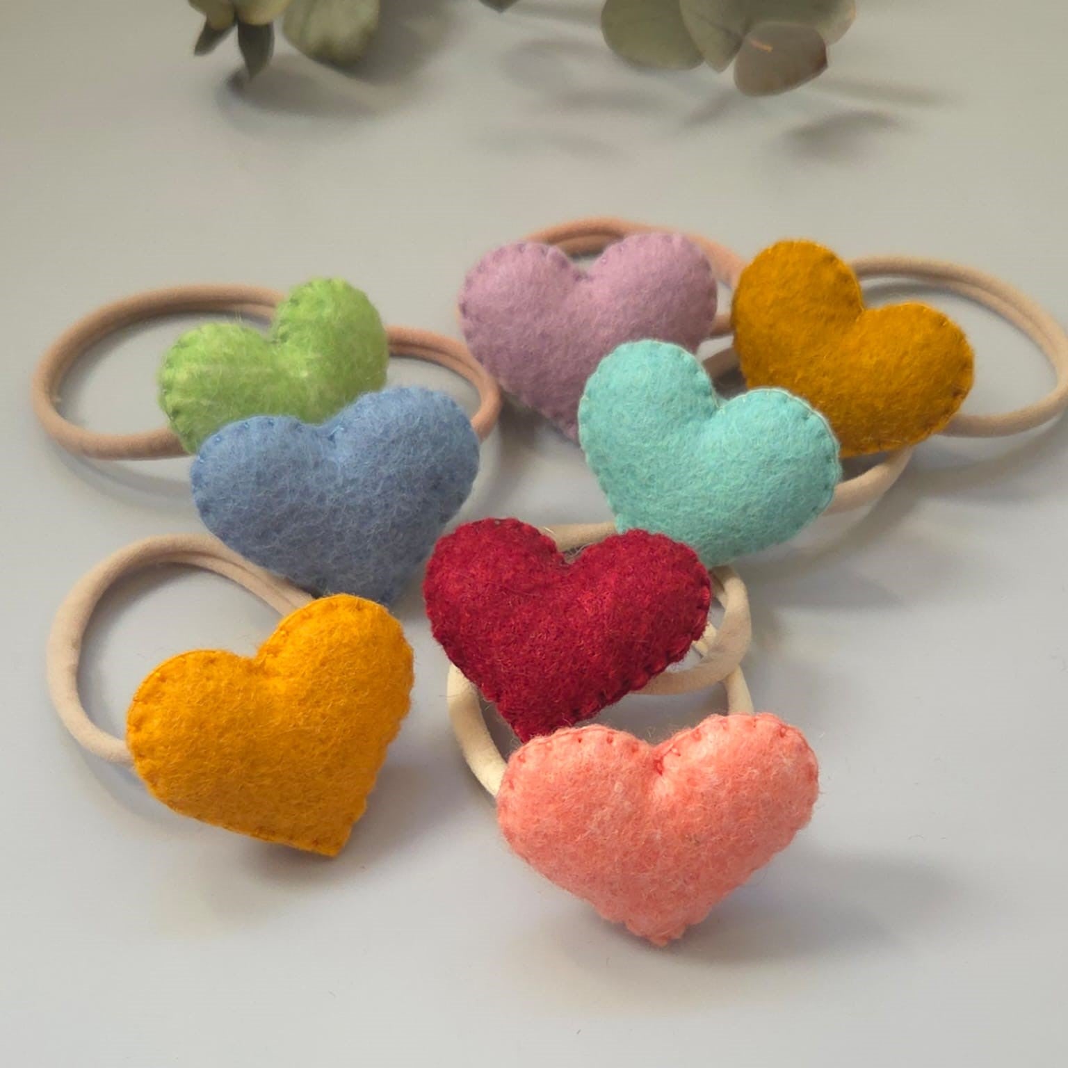 Elastic de păr cu inimioară