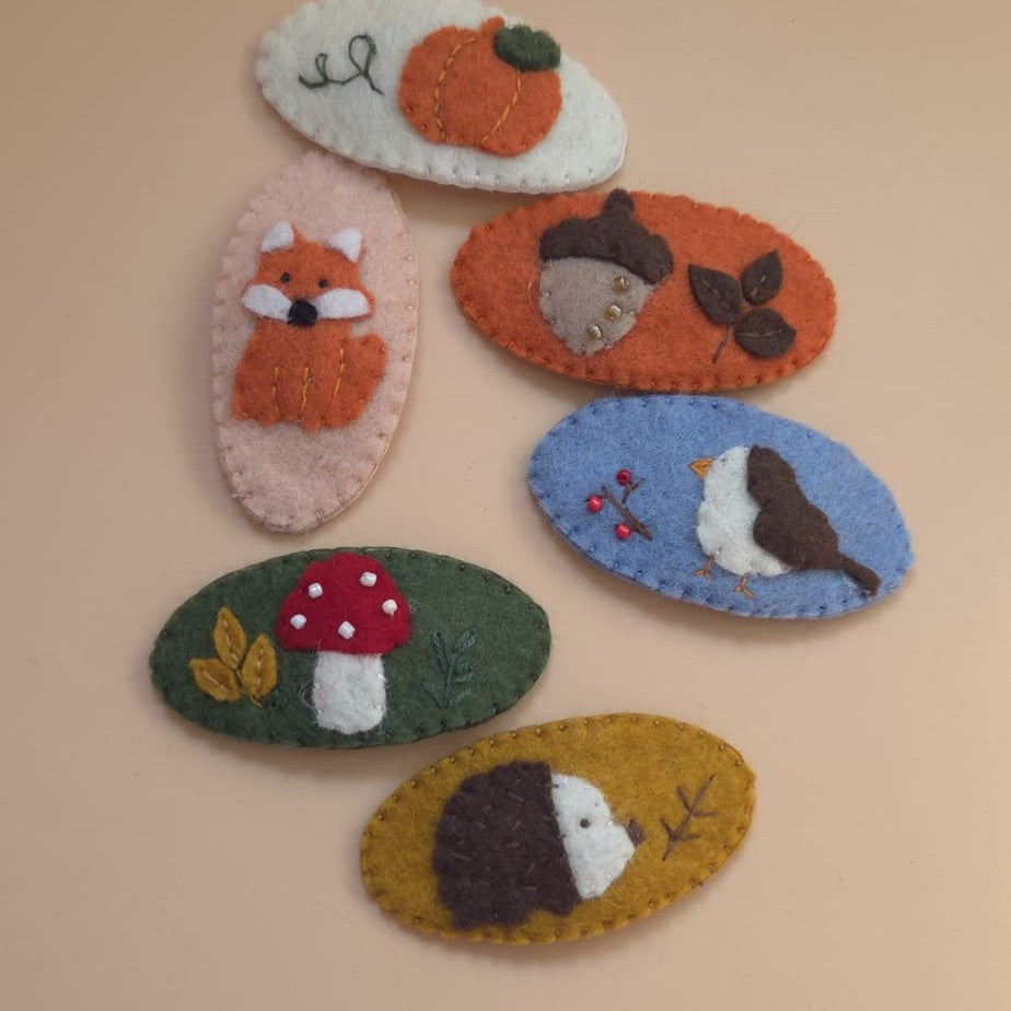 Clame de păr handmade pentru fete din fetru de lână – Colecția Povești de Toamnă