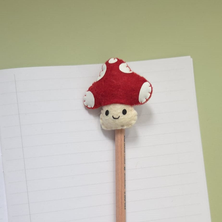 Topper pentru creion Ciupercuta din fetru