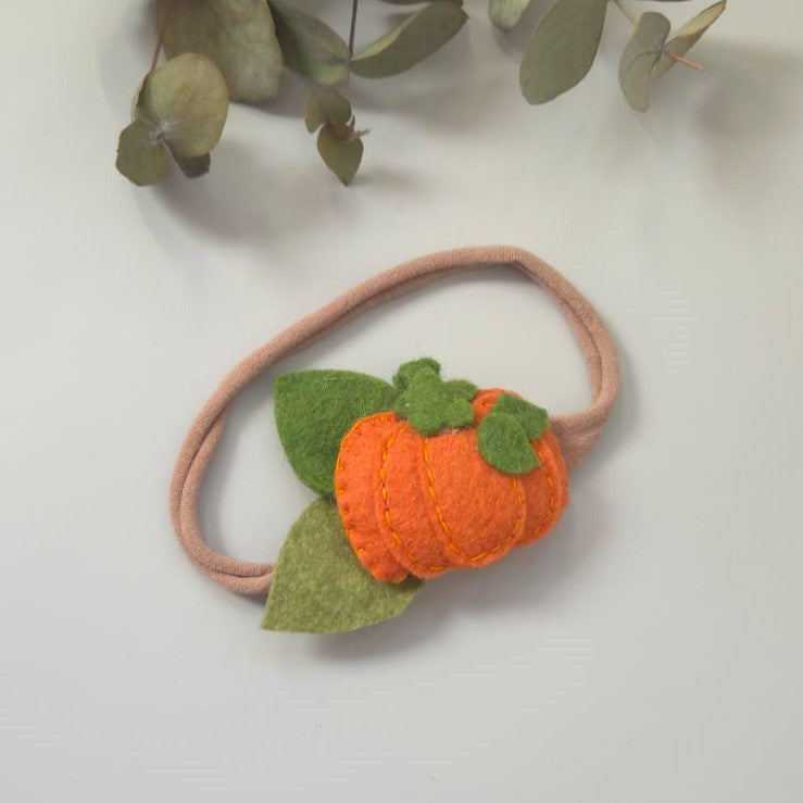 Bentiță elastică handmade cu dovleac din fetru