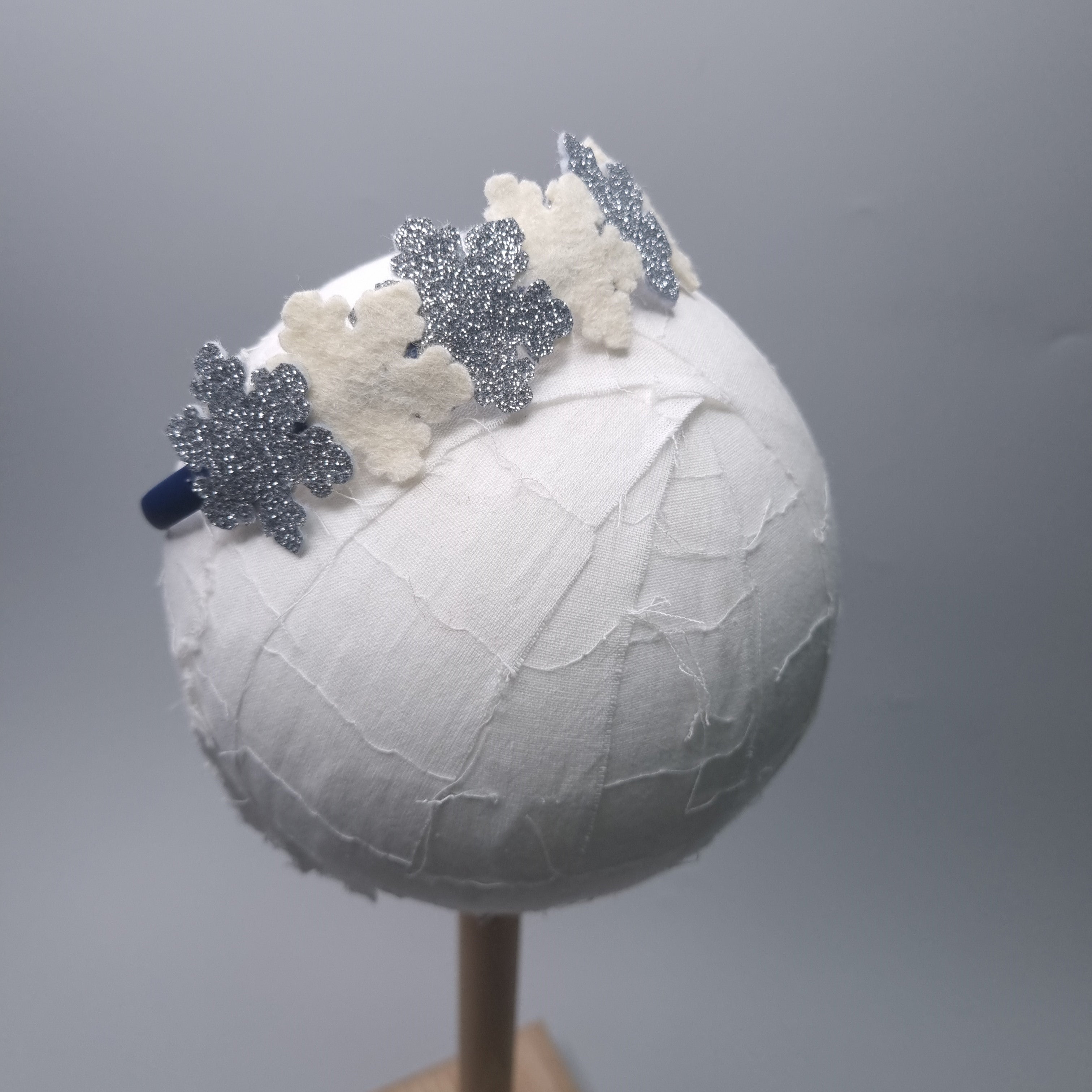 Cordeluta cu fulgi de zapada