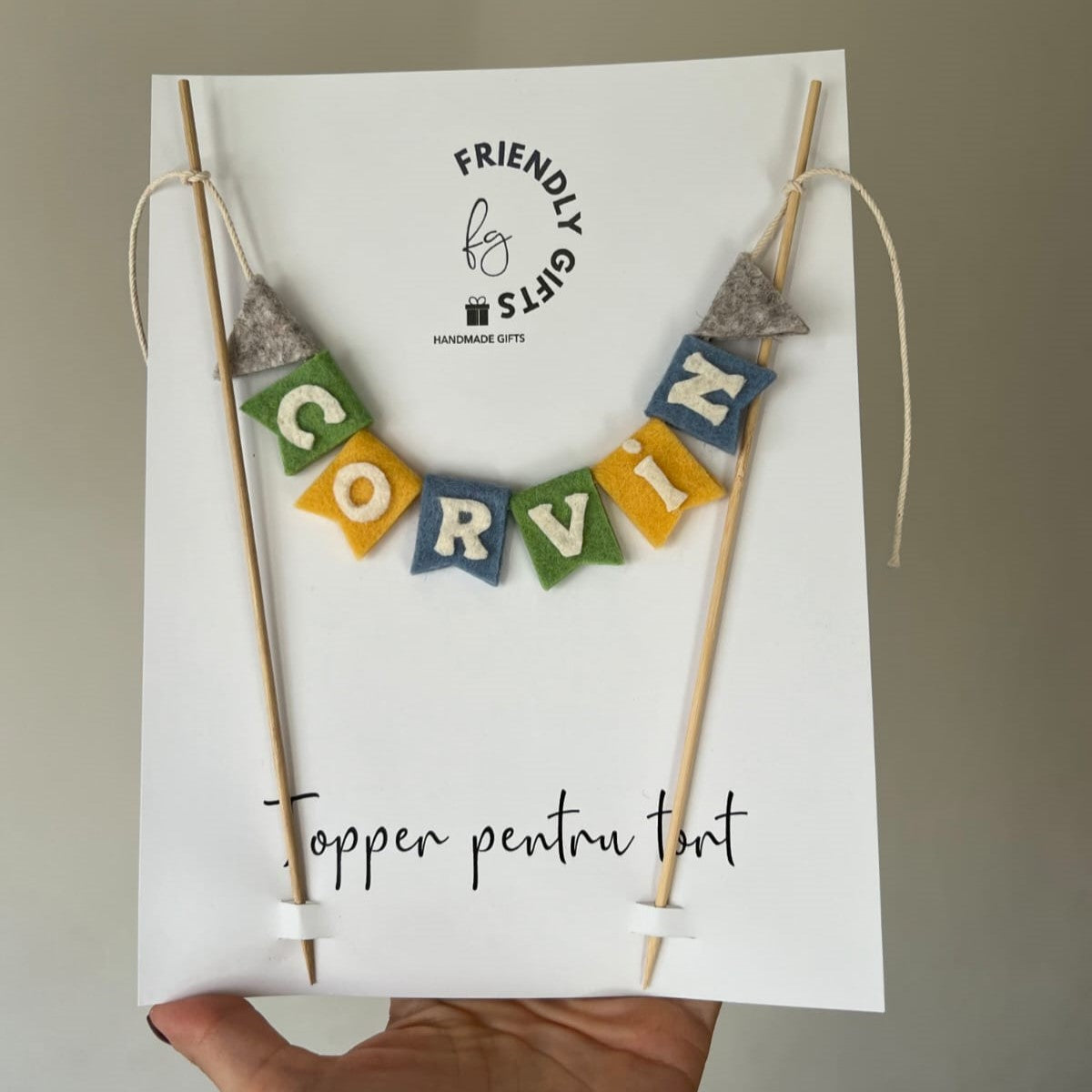 Topper pentru tort personalizat