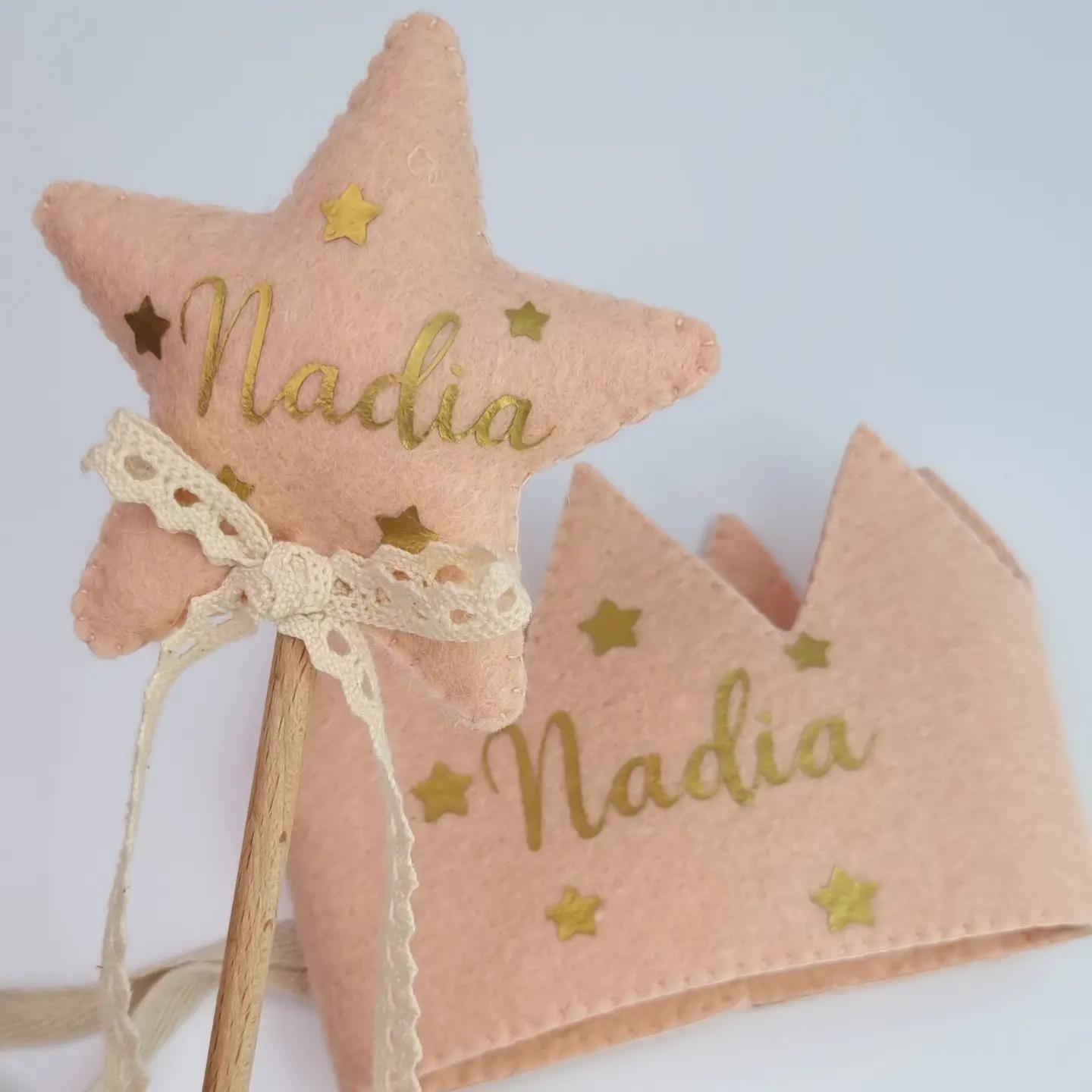 Set aniversar "Coronita aniversara cu bagheta magica stea"