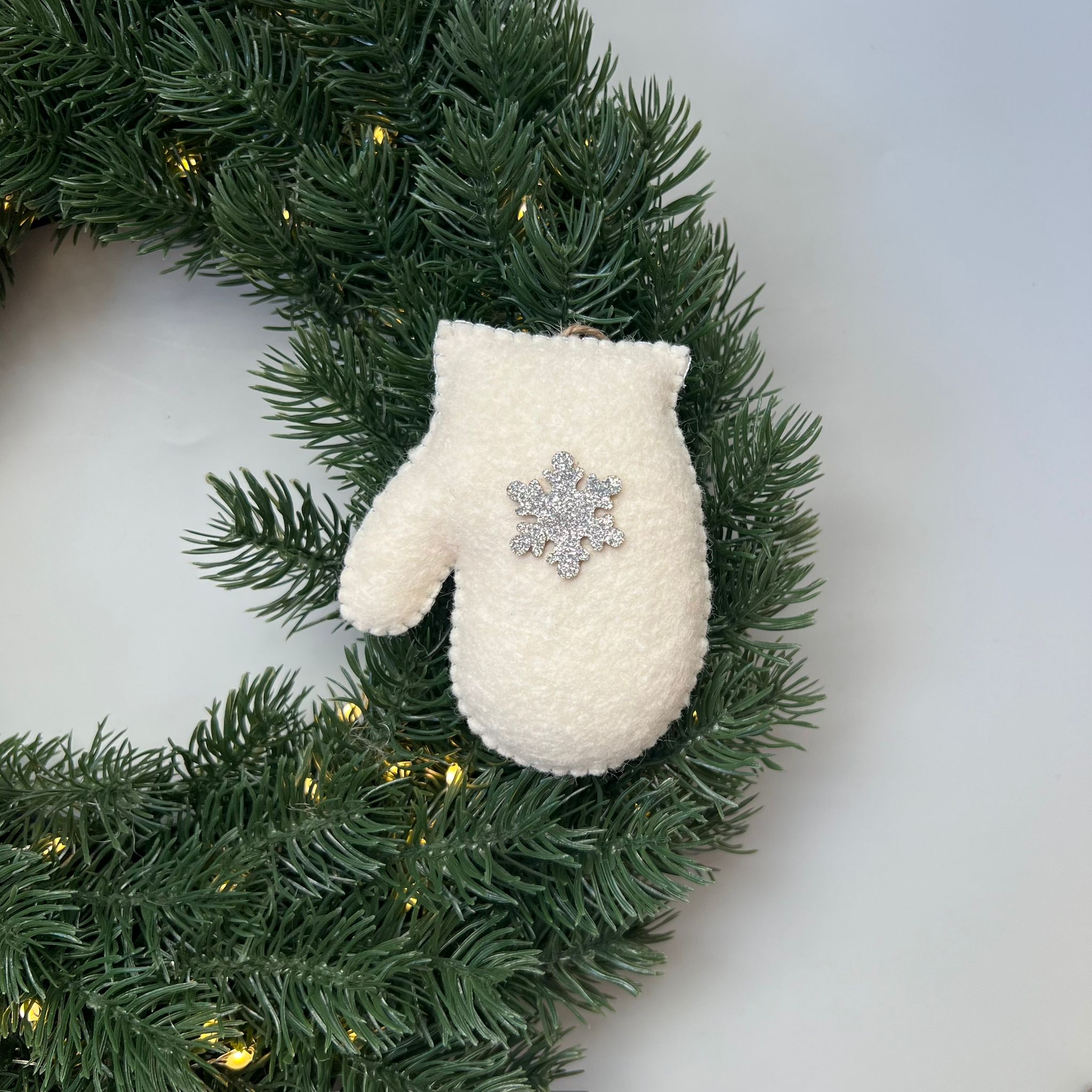 Ornament de brad Manusa