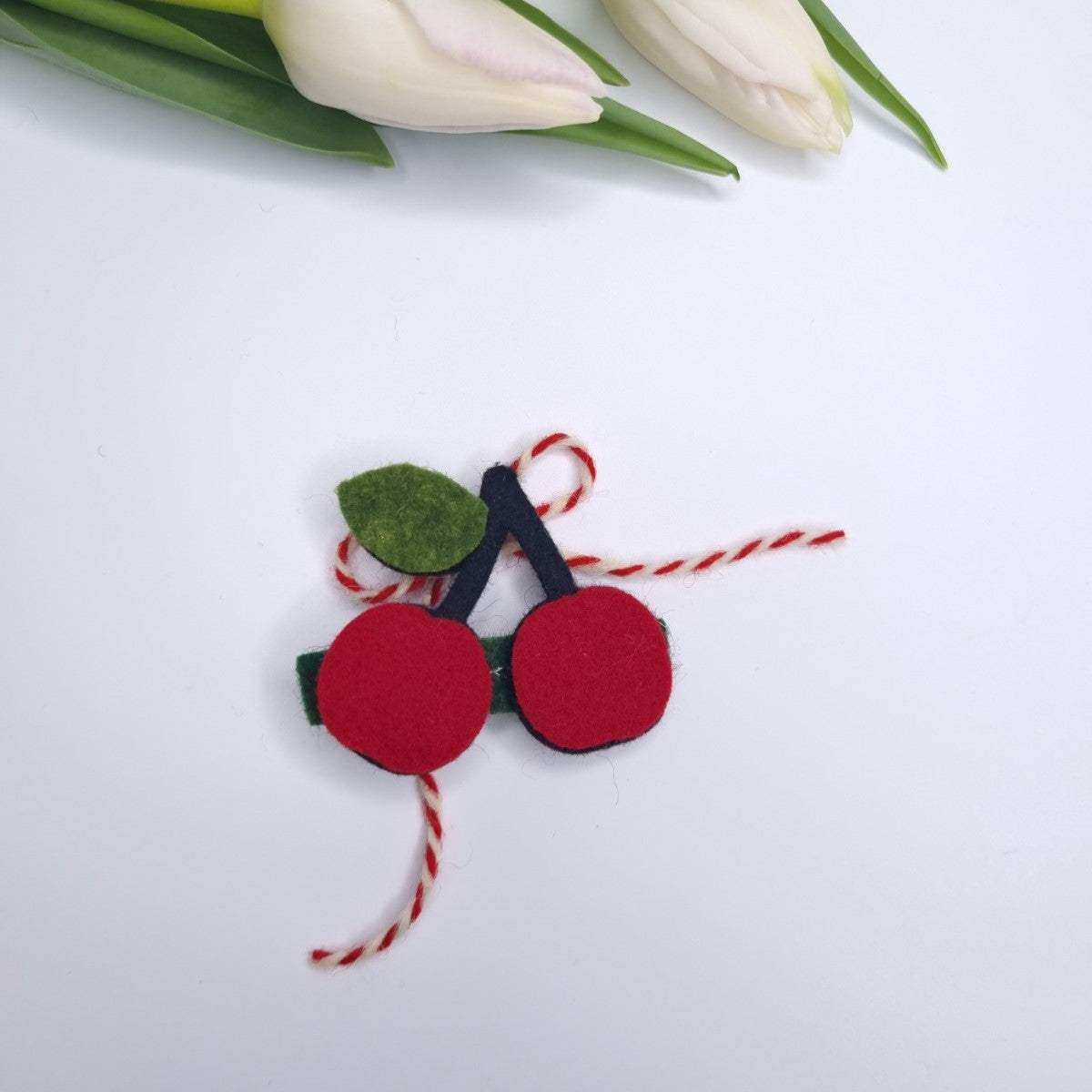 Martisor "Clama cu cirese"