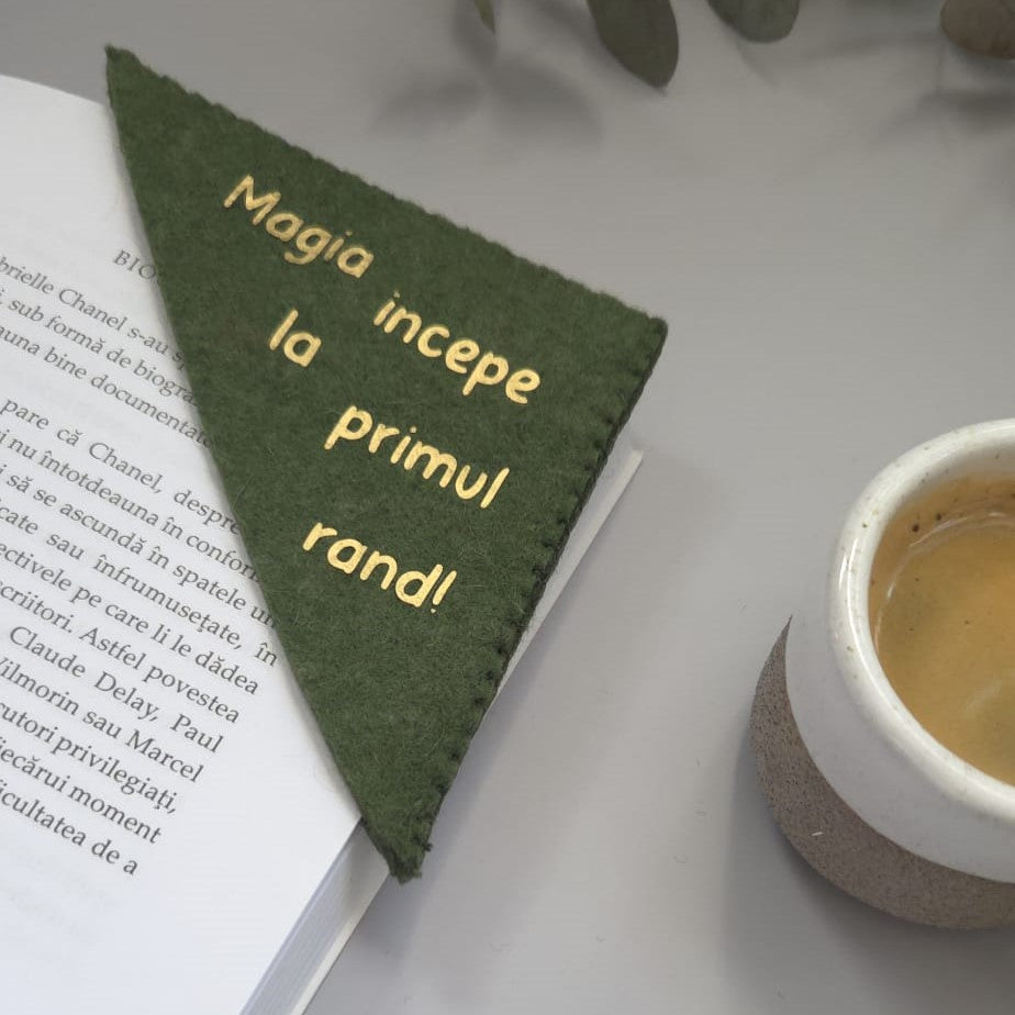 Semn de carte handmade din fetru-personalizat cu mesaj