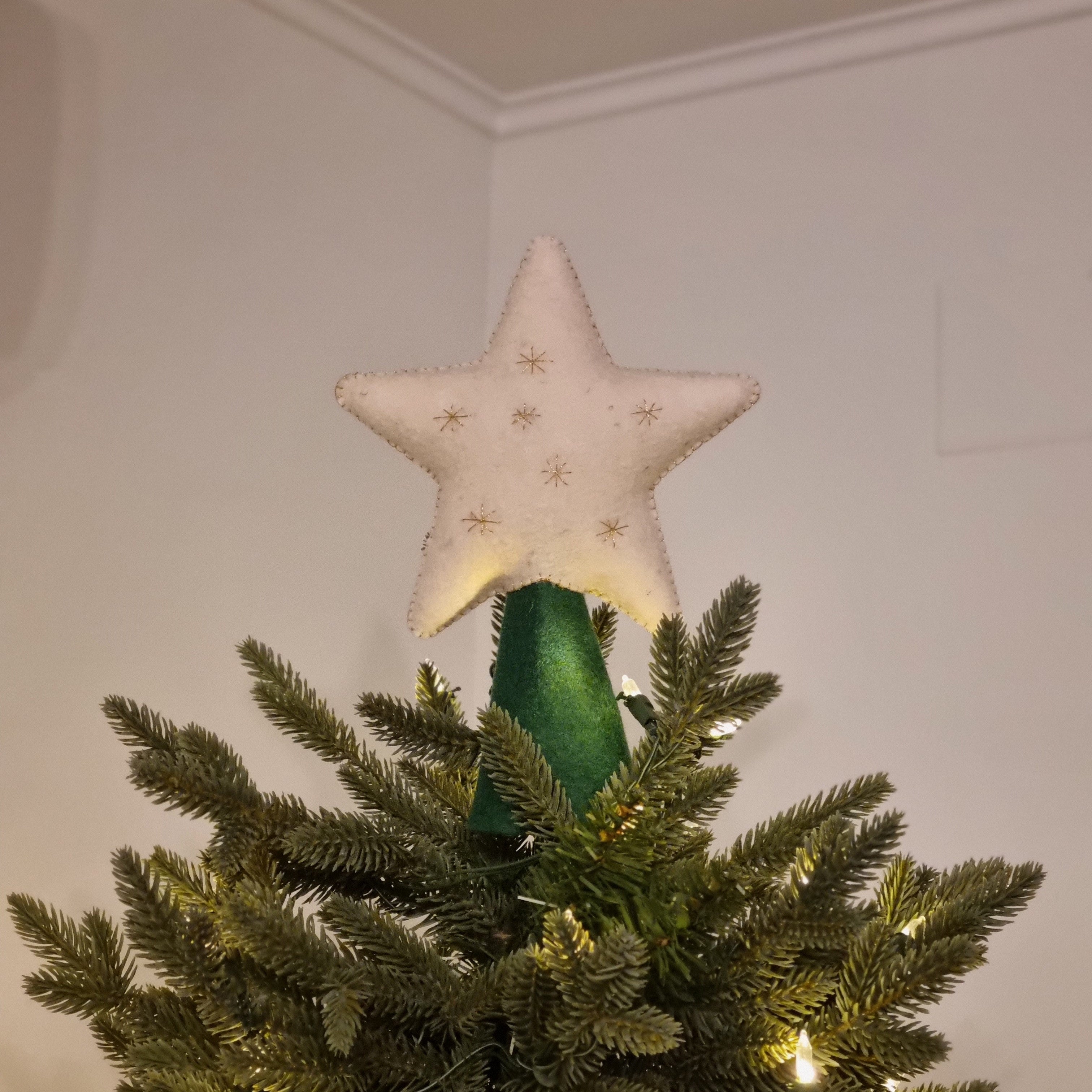 Varf de brad "Steaua luminata"