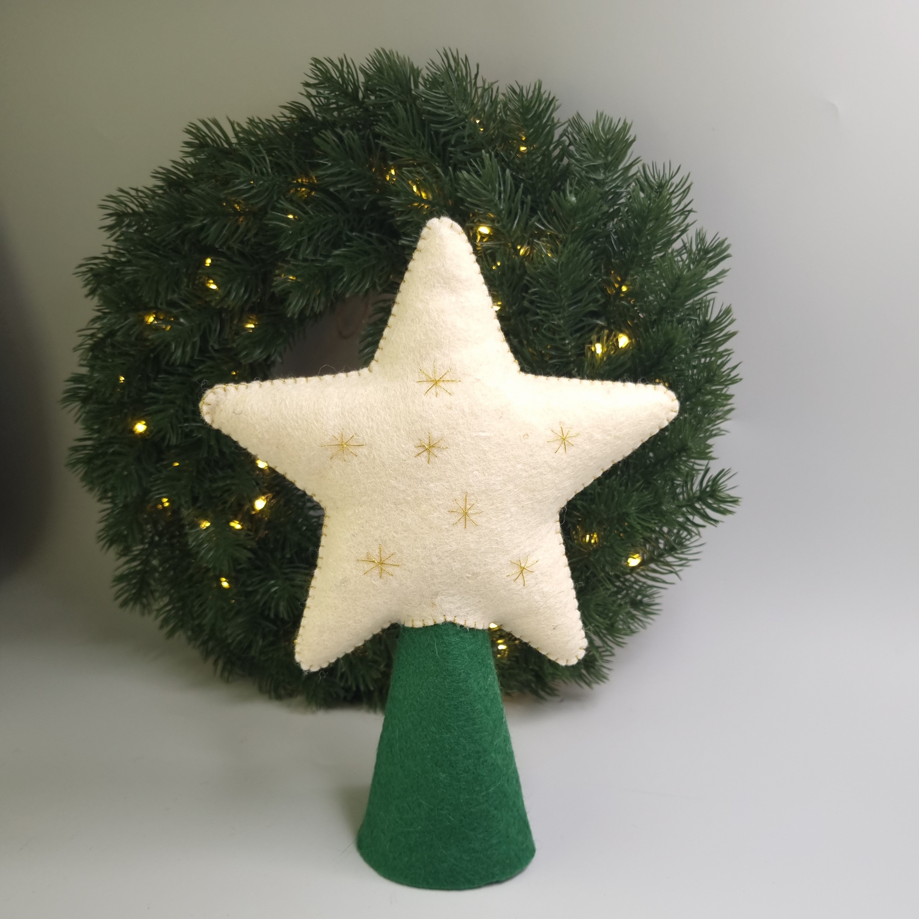 Varf de brad "Steaua luminata"