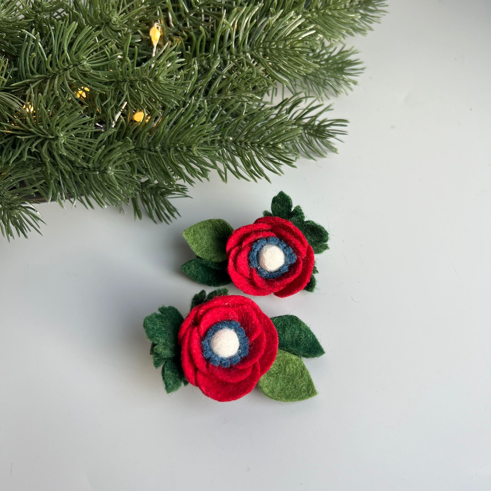 Clame cu flori festive