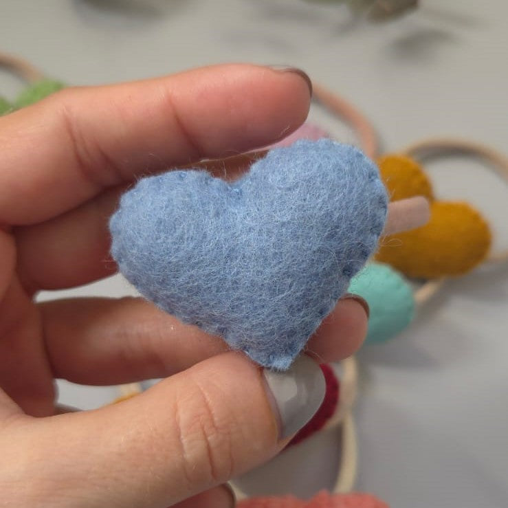 Elastic de păr cu inimioară