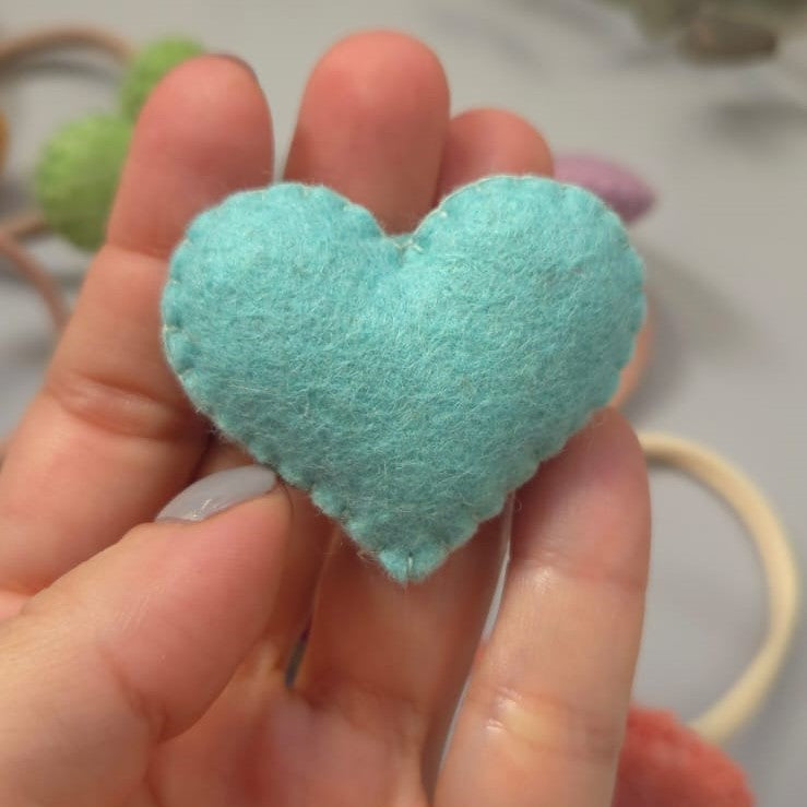 Elastic de păr cu inimioară