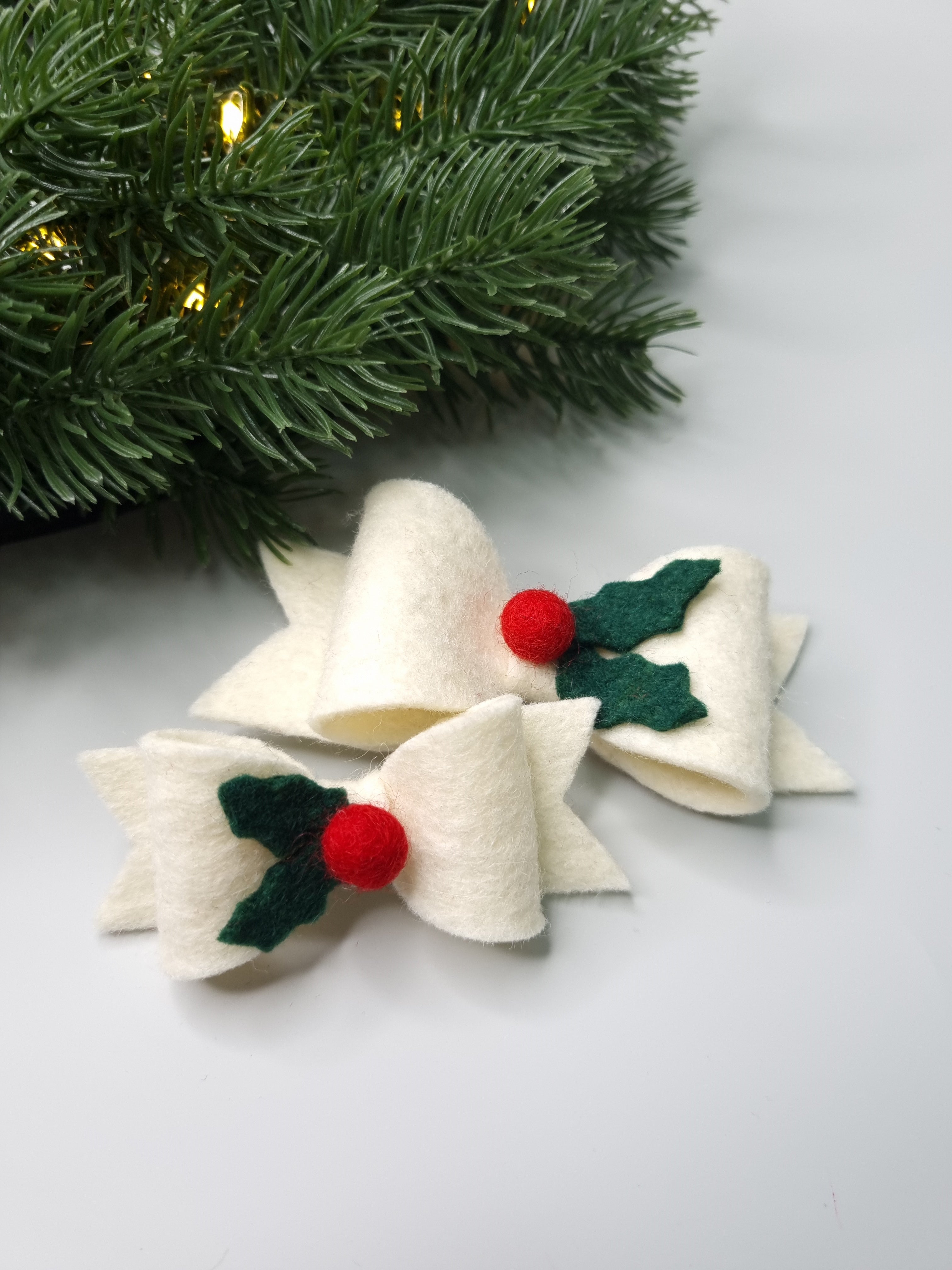 Fundite decorate cu vasc