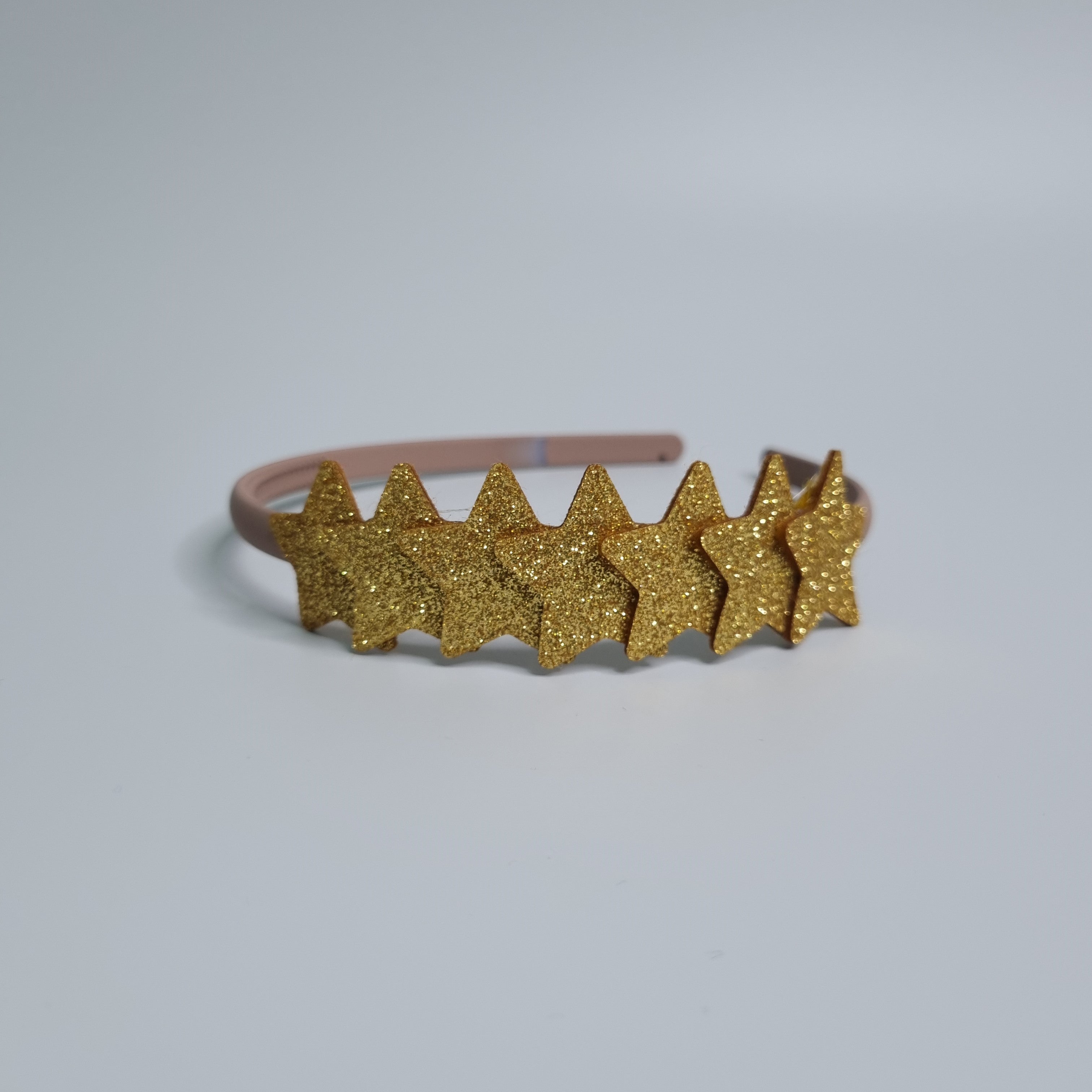 Cordeluta cu stele aurii