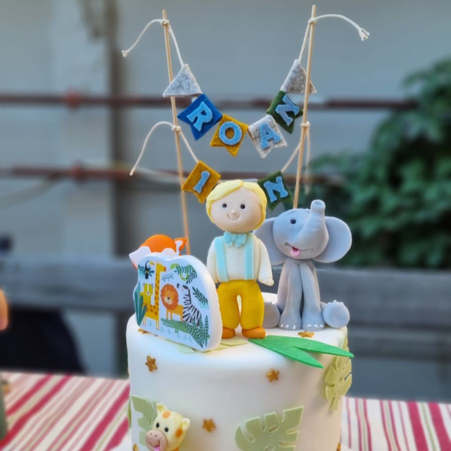 Topper pentru tort cu cifra personalizat